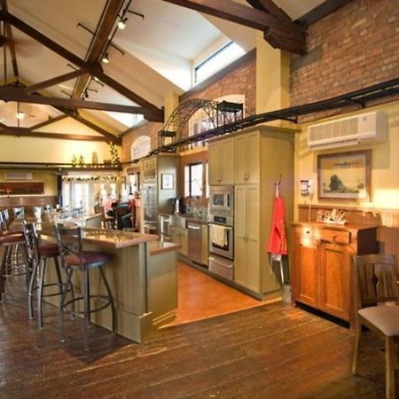 צ'סטרטון Riley'S Railhouse Bed & Breakfast מראה חיצוני תמונה